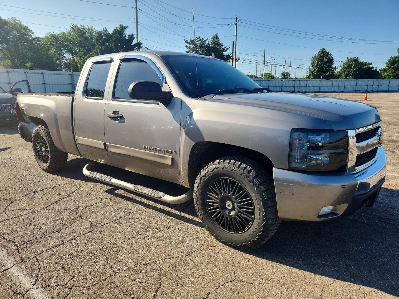 2008 Chevrolet Silverado K1500 - Image 4