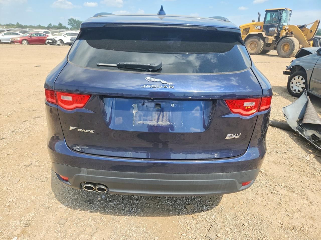 2017 Jaguar F-Pace Premium - Image 6