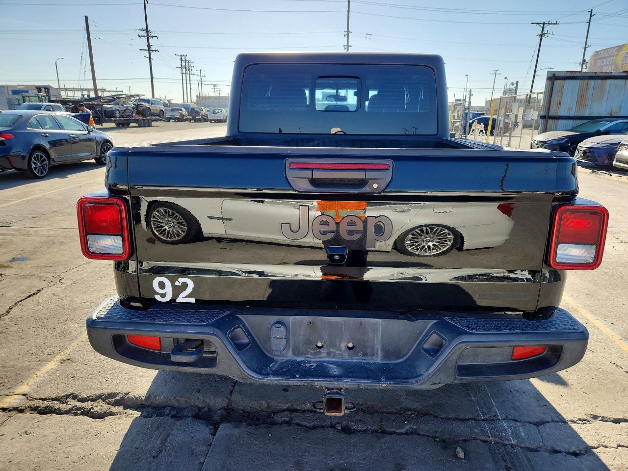 2020 Jeep Gladiator Sport - Image 6