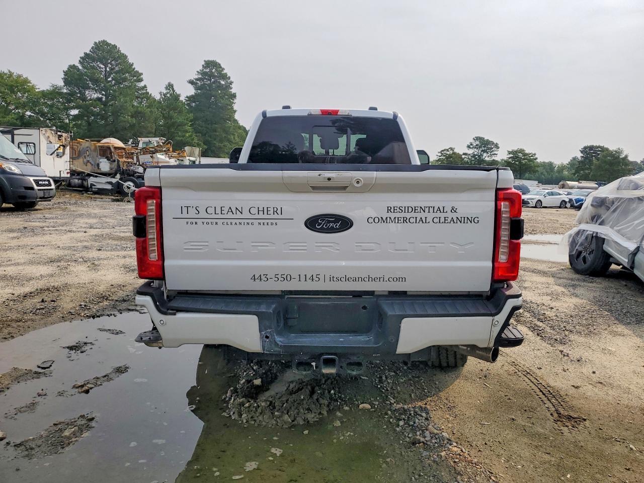 2023 Ford F250 Super Duty - Фото 6