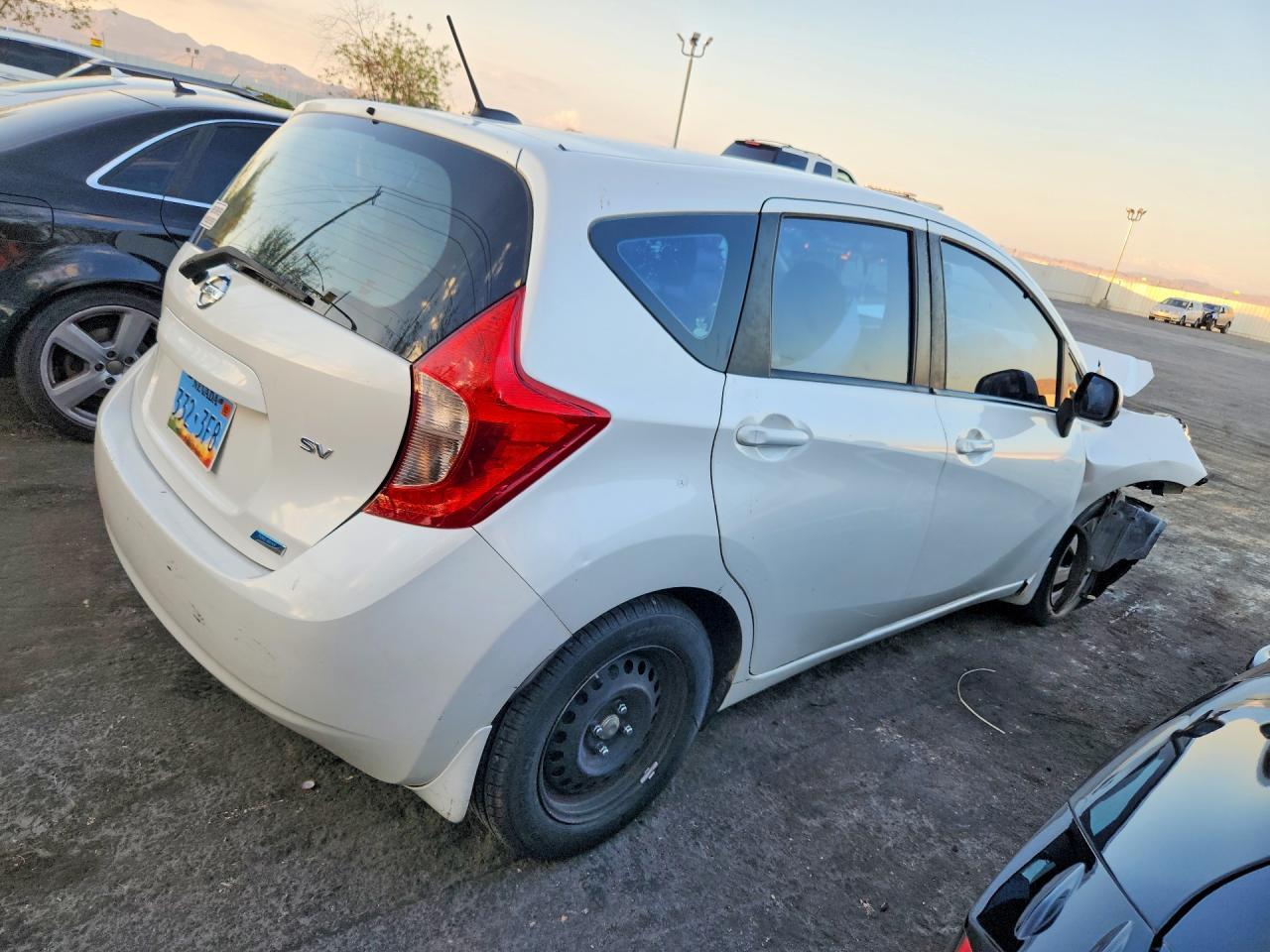 2014 Nissan Versa Note Sv - Image 3