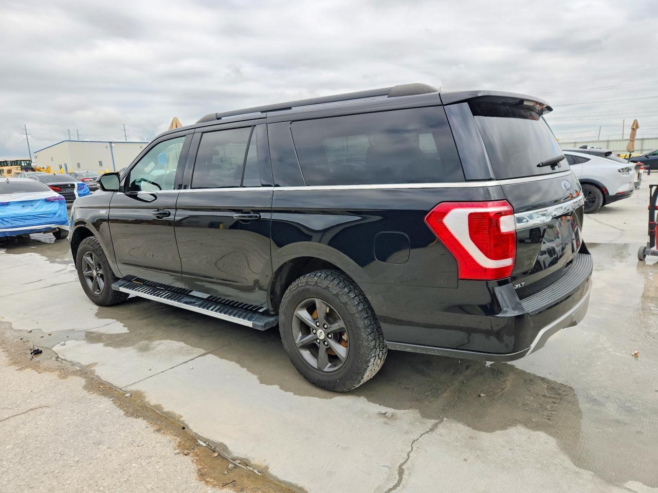 2018 Ford Expedition Max Xlt - Image 2