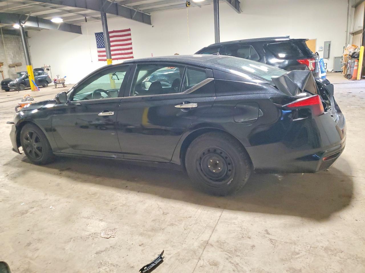 2020 Nissan Altima 2.5 S - Фото 2