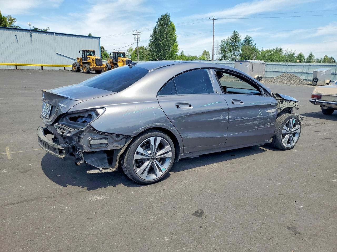 2019 Mercedes-Benz Cla 250 4Matic - Image 3