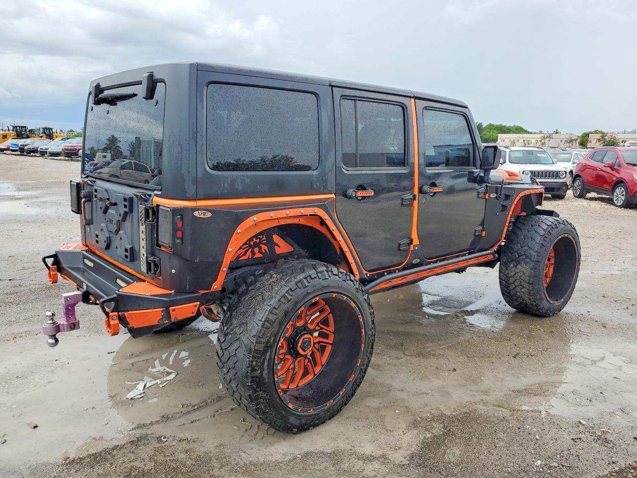2013 Jeep Wrangler Unlimited Sport - Фото 3