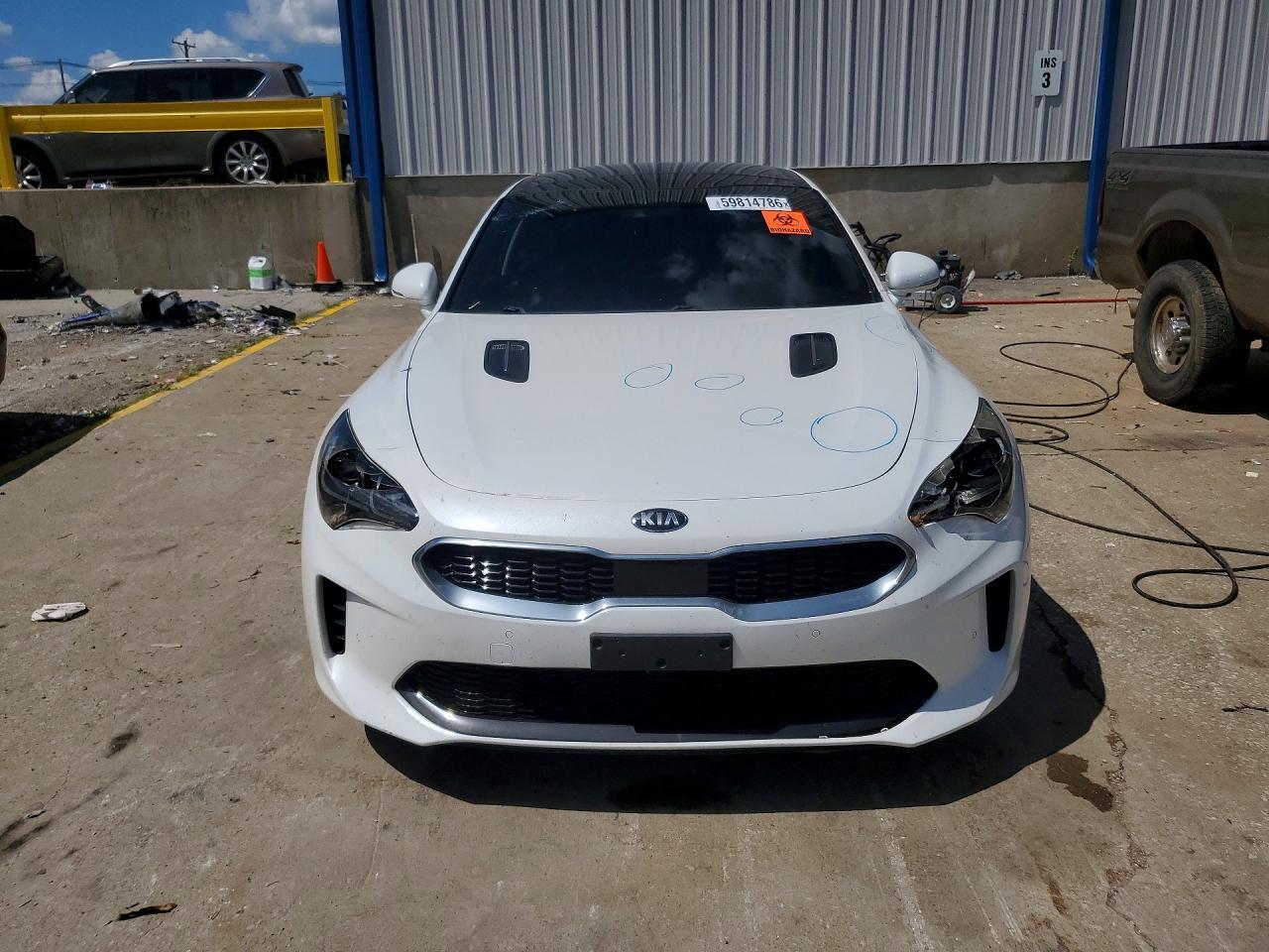 2019 Kia Stinger Premium - Image 5