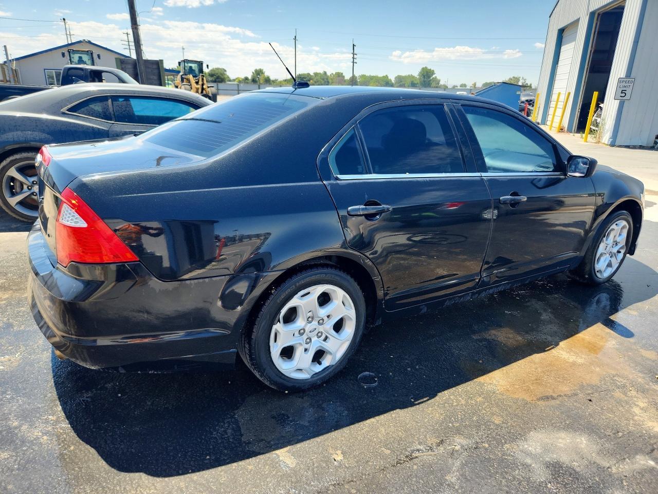 2011 Ford Fusion Se - Фото 3