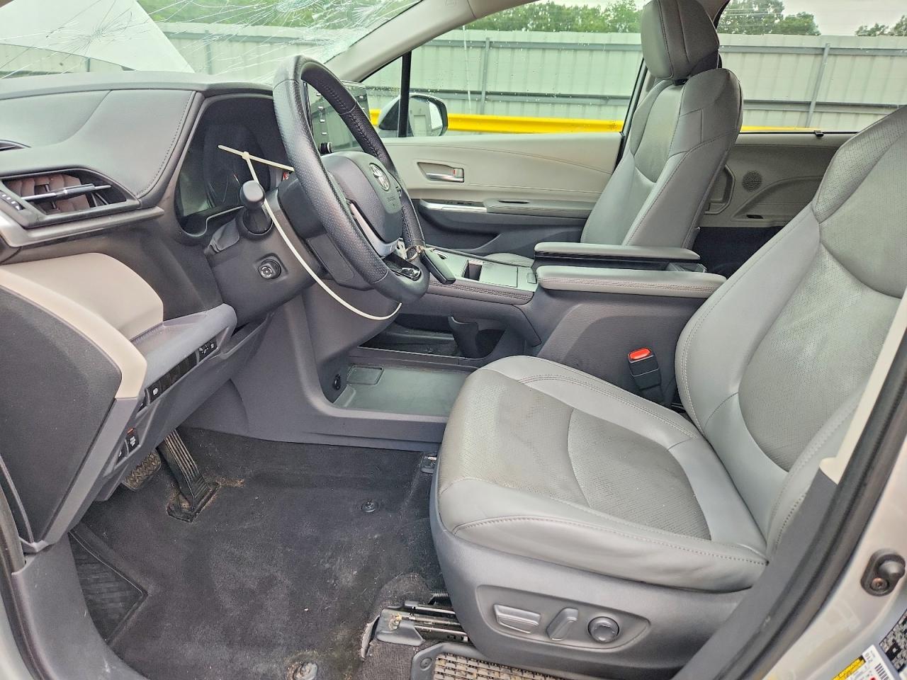 2021 Toyota Sienna Limited 7-Passenger - Фото 7