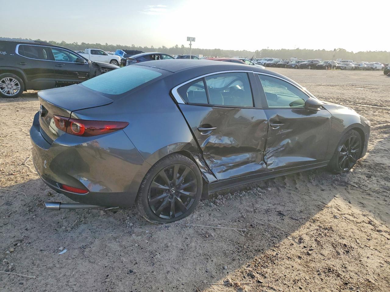 2025 Mazda 3 Select Sport - Фото 3