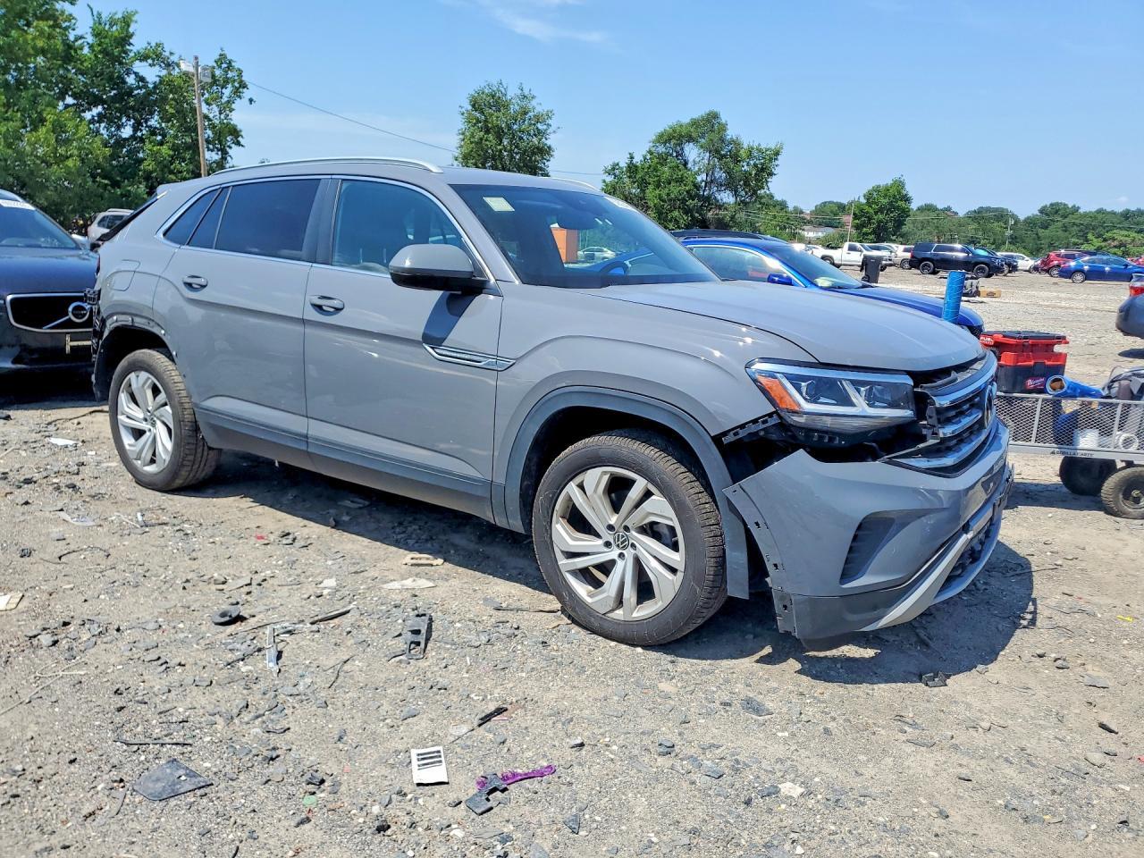 2021 Volkswagen Atlas Cross Sport Sel - Image 4