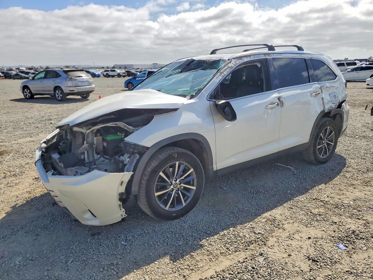 2019 Toyota Highlander Xle