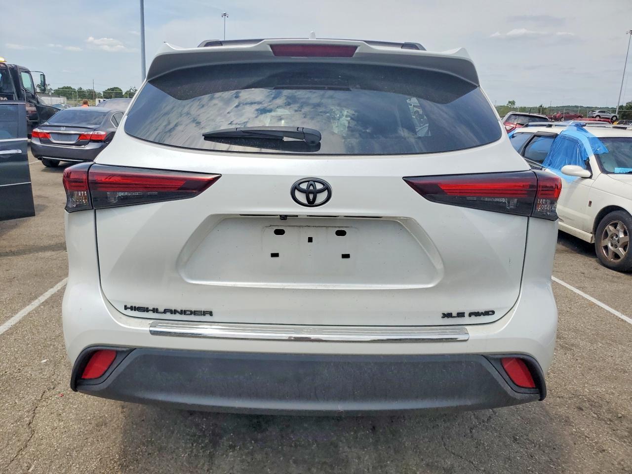 2024 Toyota Highlander Xle - Фото 6