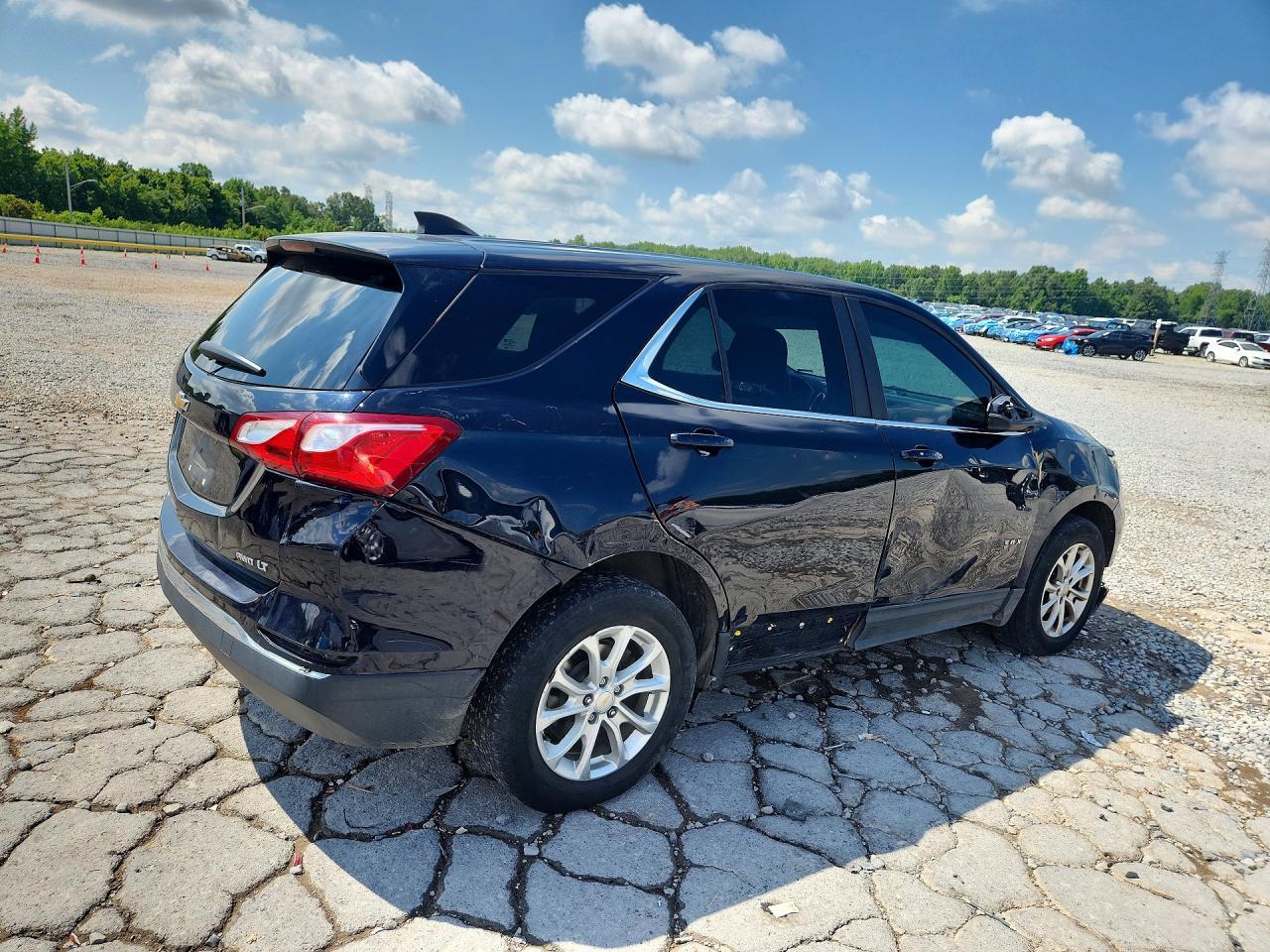 2021 Chevrolet Equinox Lt - Фото 3