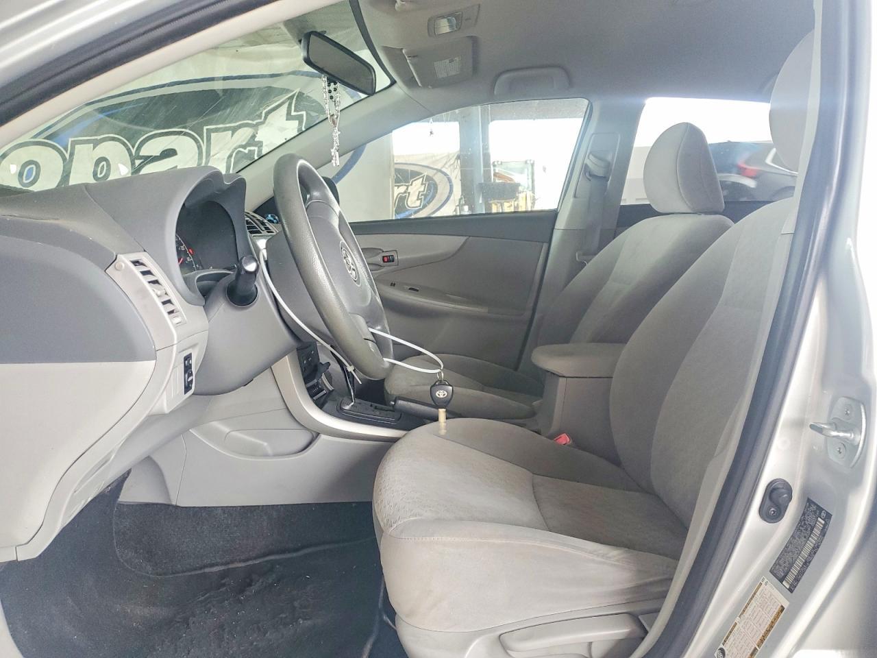 2009 Toyota Corolla Le - Фото 7