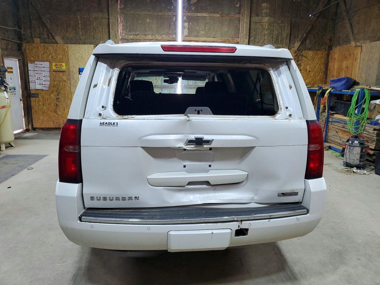 2017 Chevrolet Suburban K1500 Premier - Image 6