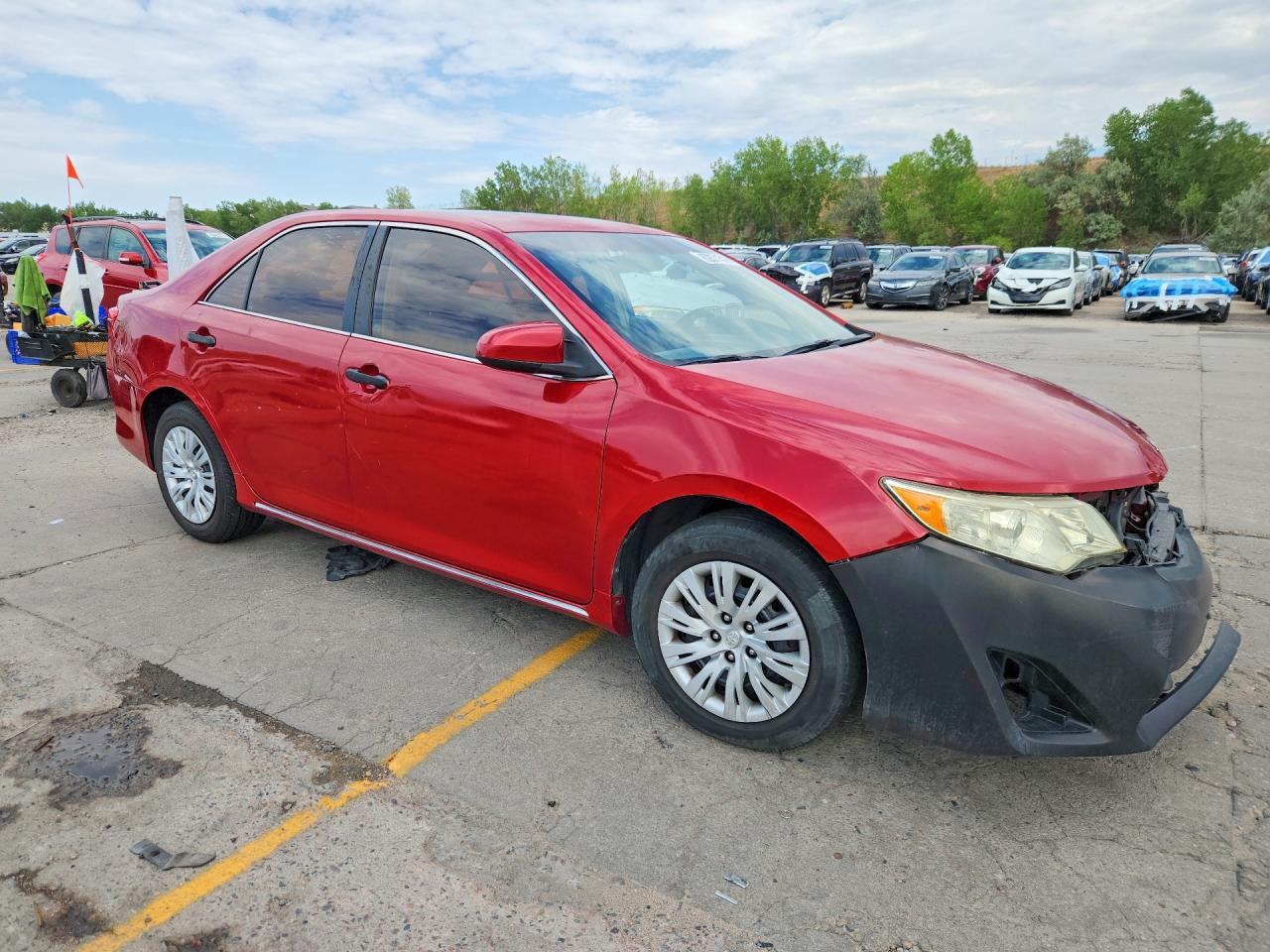 2013 Toyota Camry Le - Фото 4