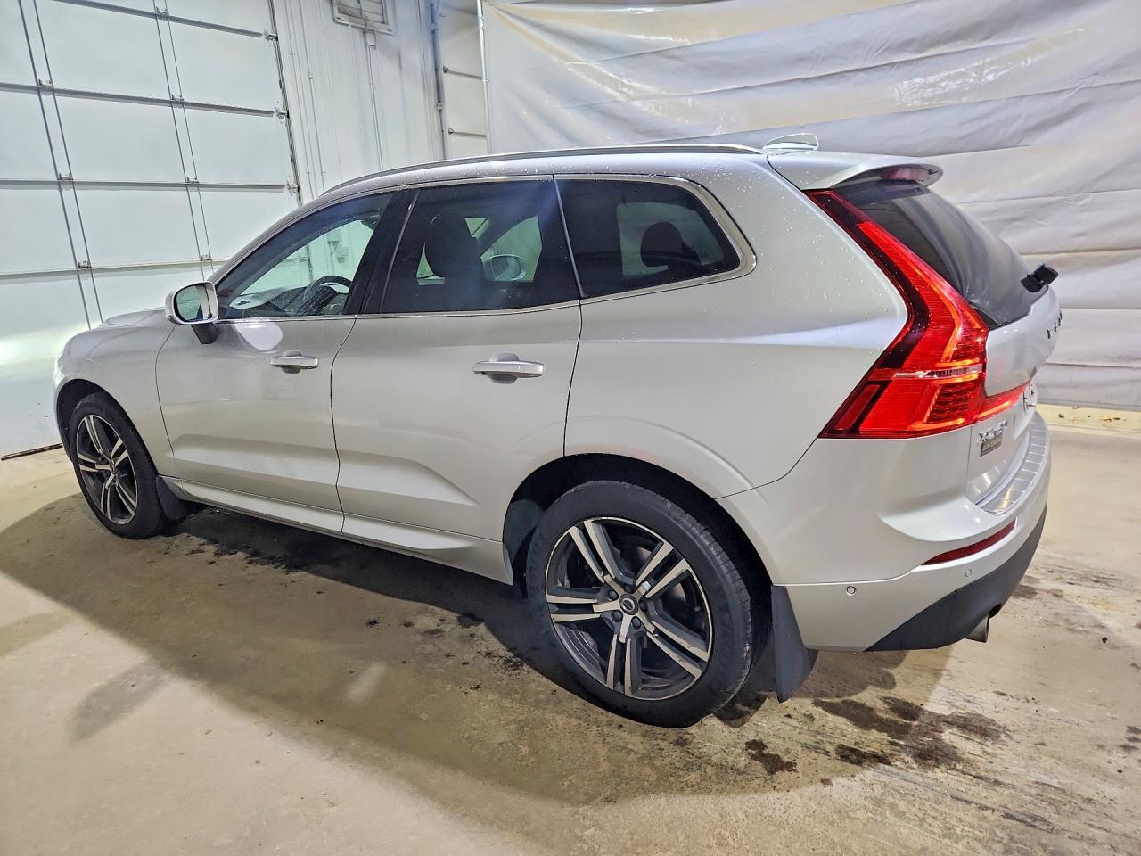 2018 Volvo Xc60 T6 - Фото 2