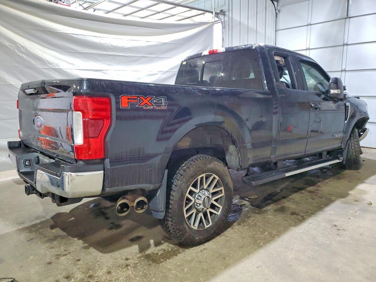 2019 Ford F250 Super Duty - Image 3