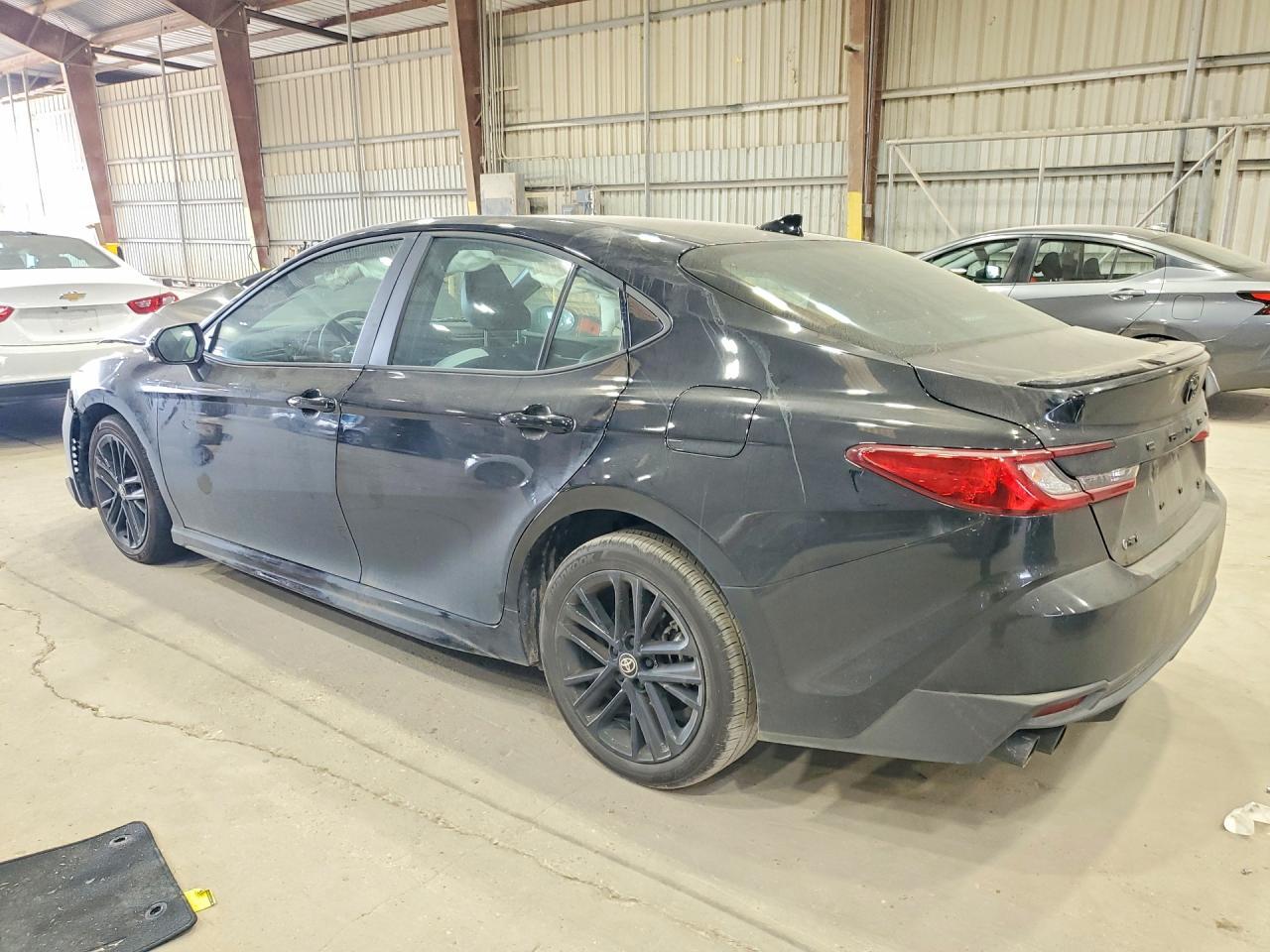 2026 Toyota Camry Se - Фото 2