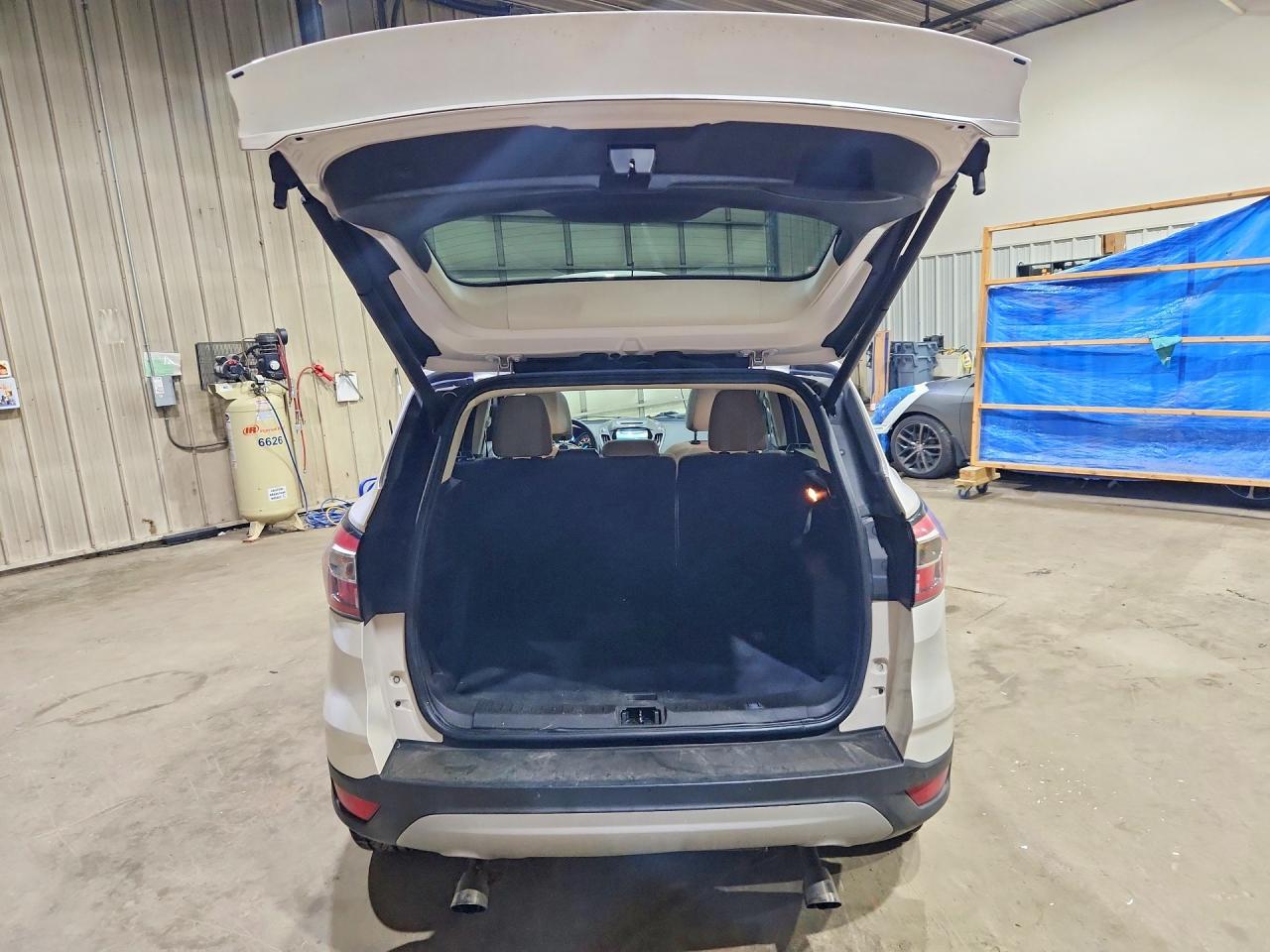 2017 Ford Escape Se - Фото 6