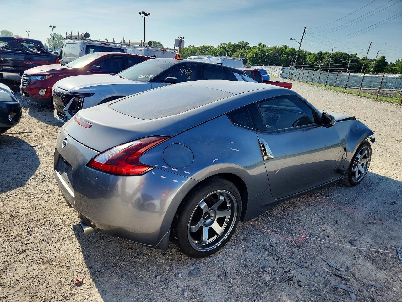 2018 Nissan 370Z Base - Фото 3