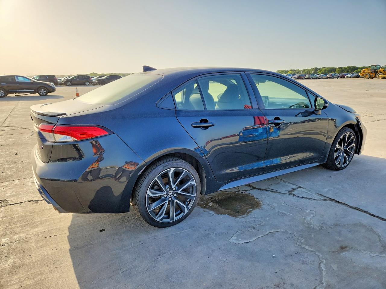 2021 Toyota Corolla Se - Image 3