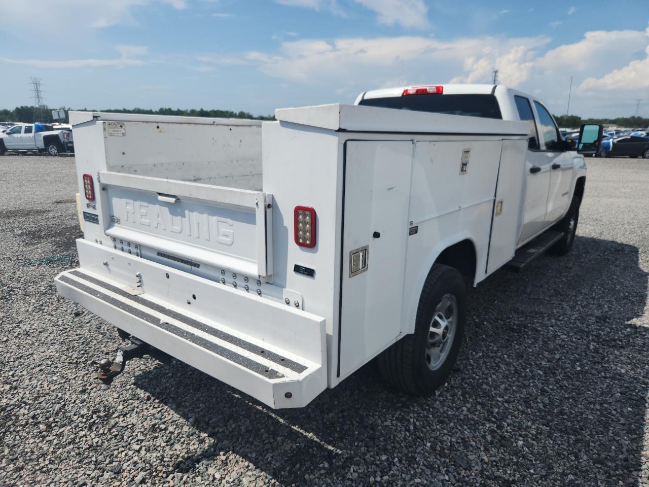 2019 Chevrolet Silverado C2500 Heavy Duty - Фото 3
