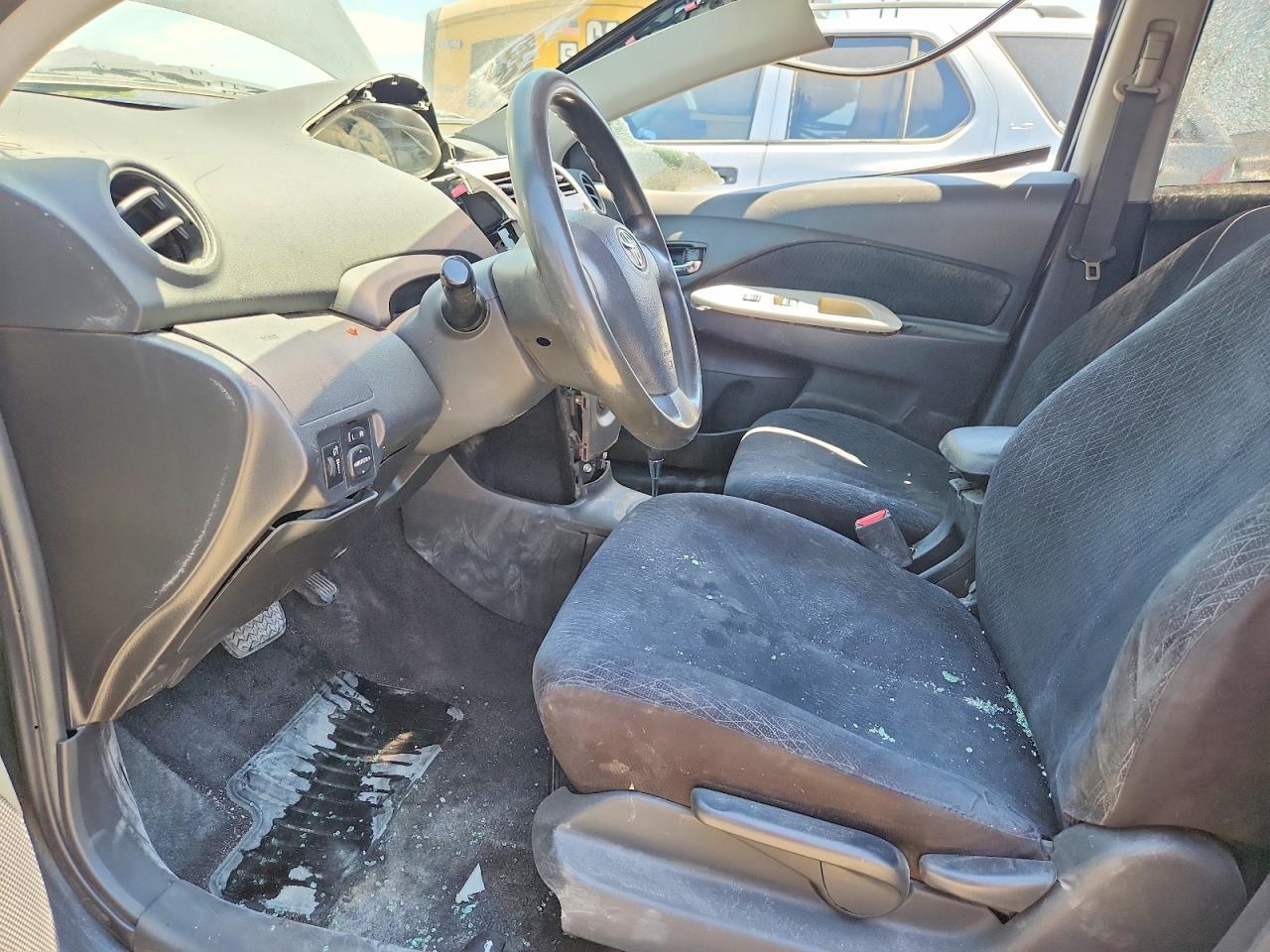 2008 Toyota Yaris Base - Фото 7