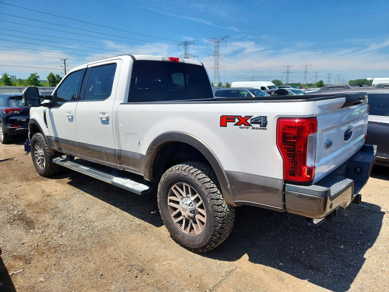 2019 Ford F250 Super Duty - Фото 2