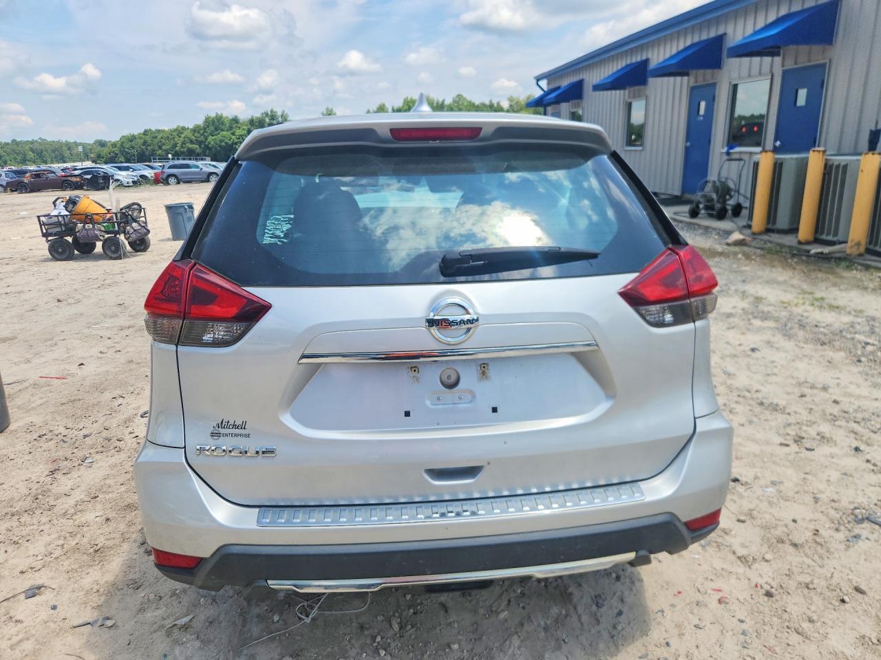 2019 Nissan Rogue S - Image 6
