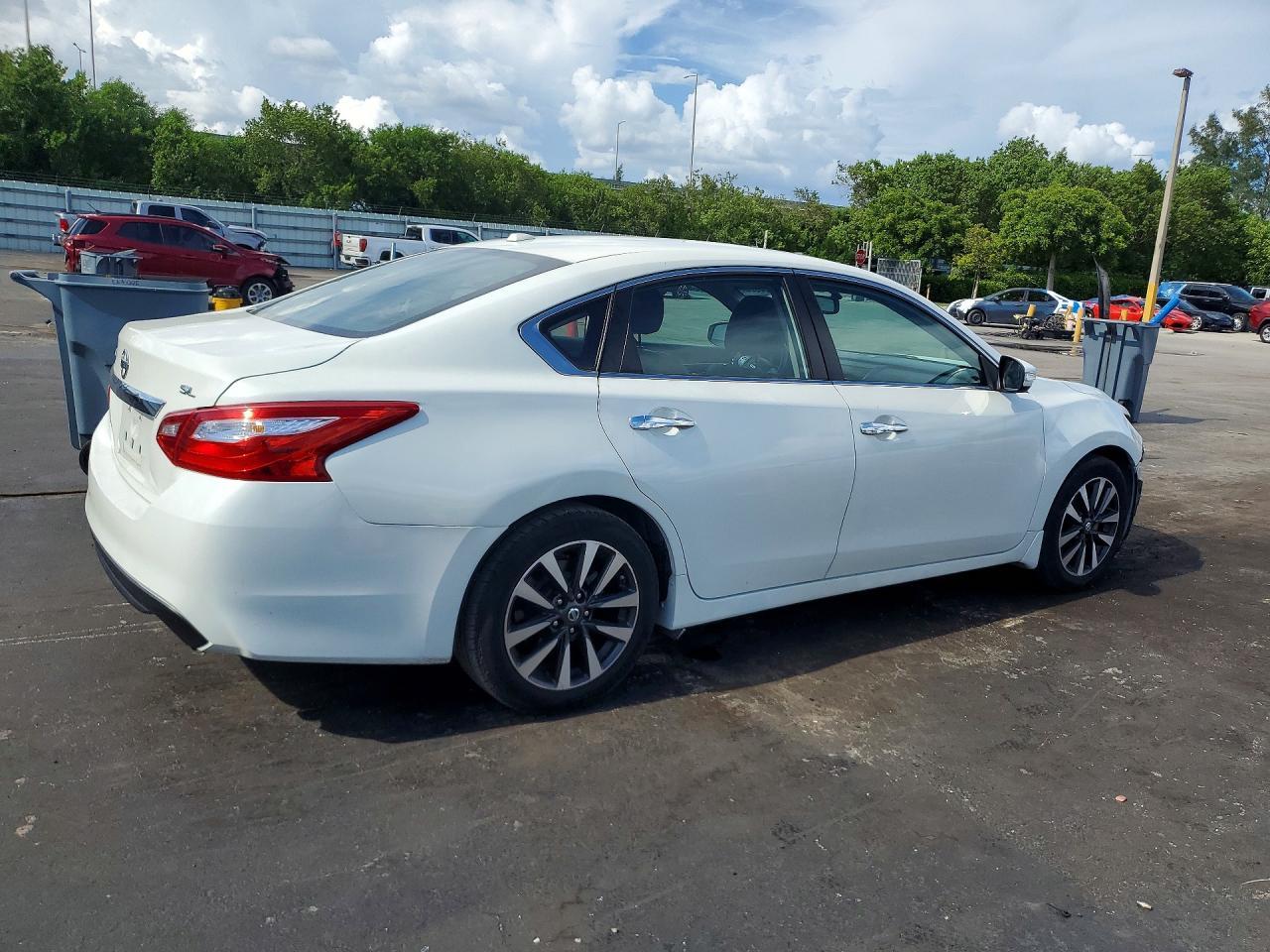 2016 Nissan Altima 2.5 Sl - Image 3