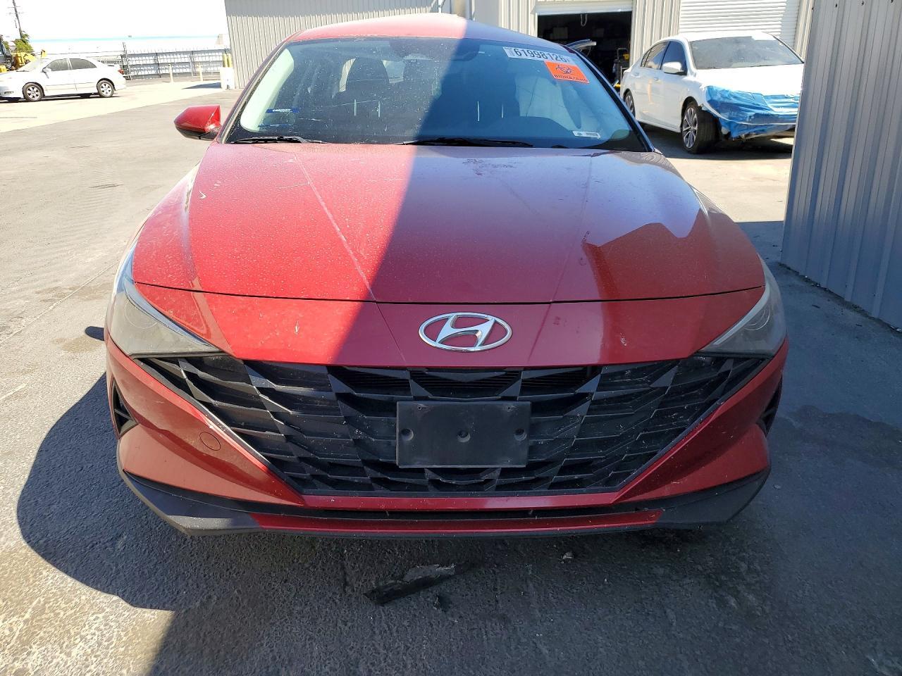 2021 Hyundai Elantra Sel - Фото 5