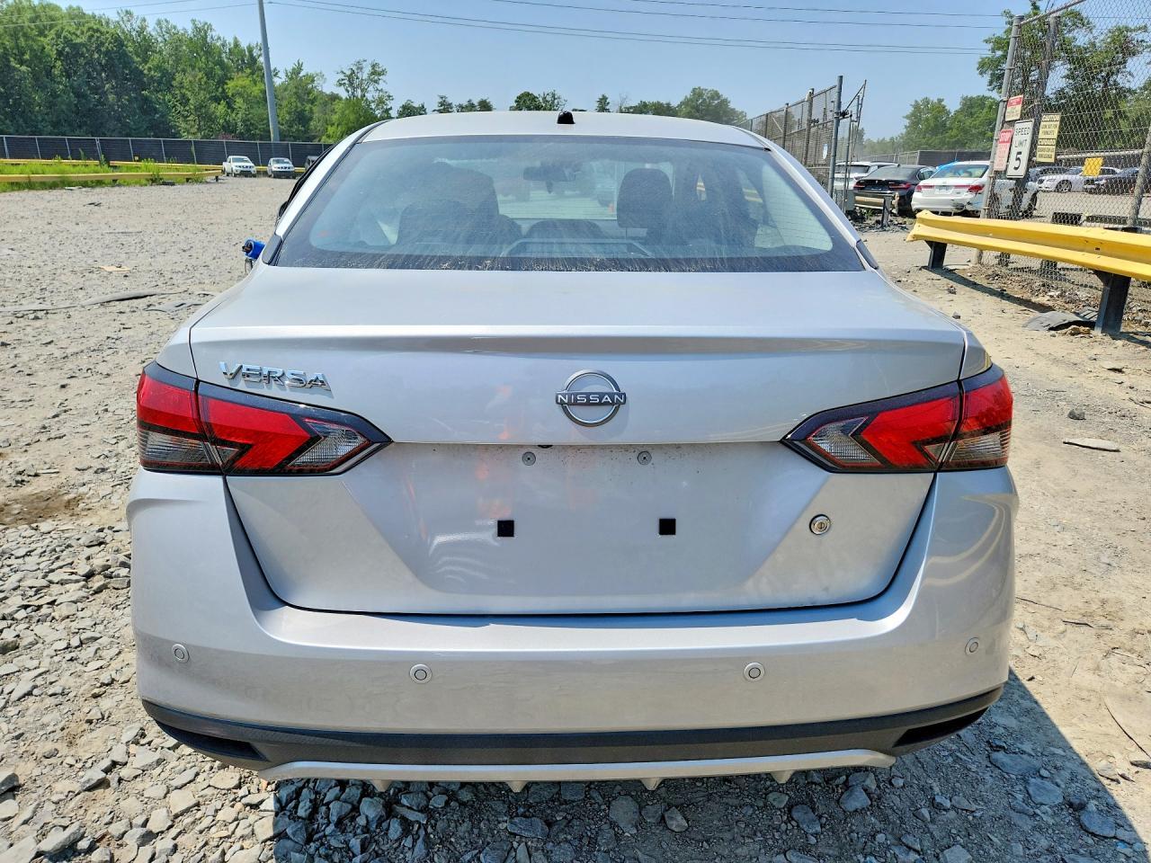 2025 Nissan Versa S - Image 6