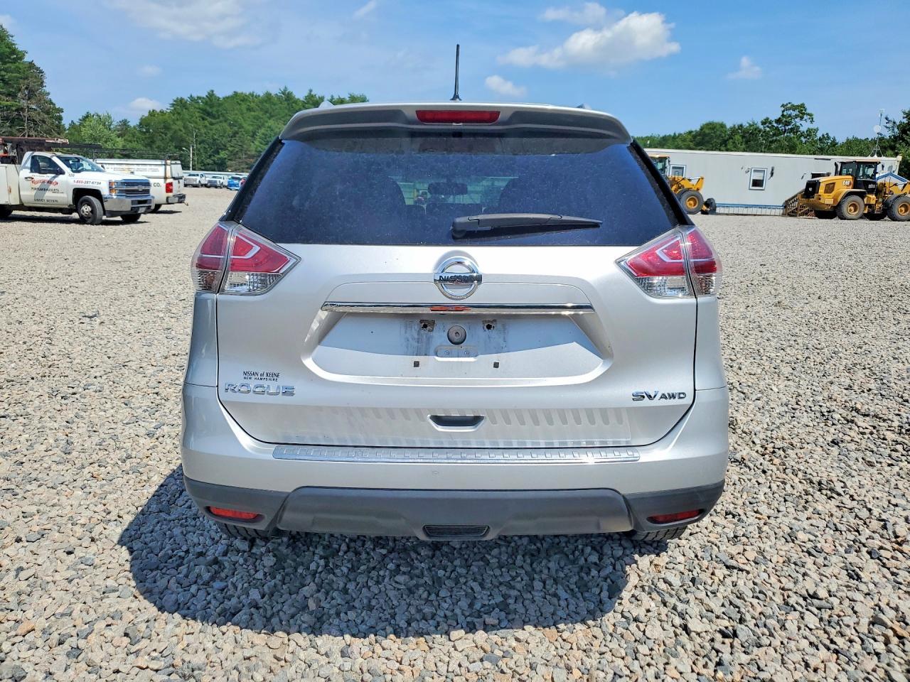 2016 Nissan Rogue Sv - Image 6