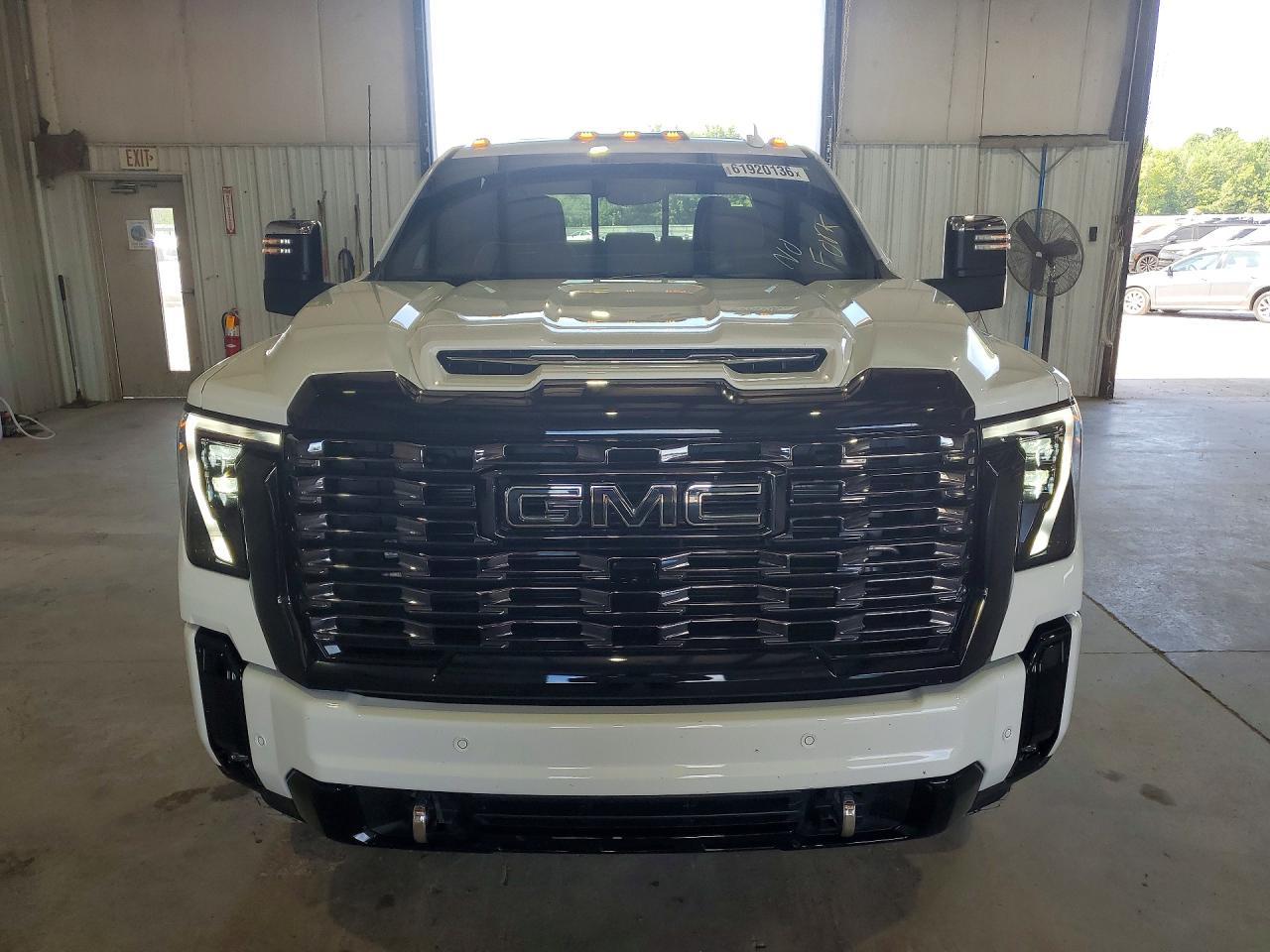 2026 GMC Sierra K3500 Denali Ultimate - Фото 5