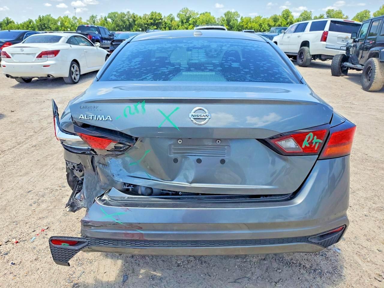 2019 Nissan Altima S - Image 6
