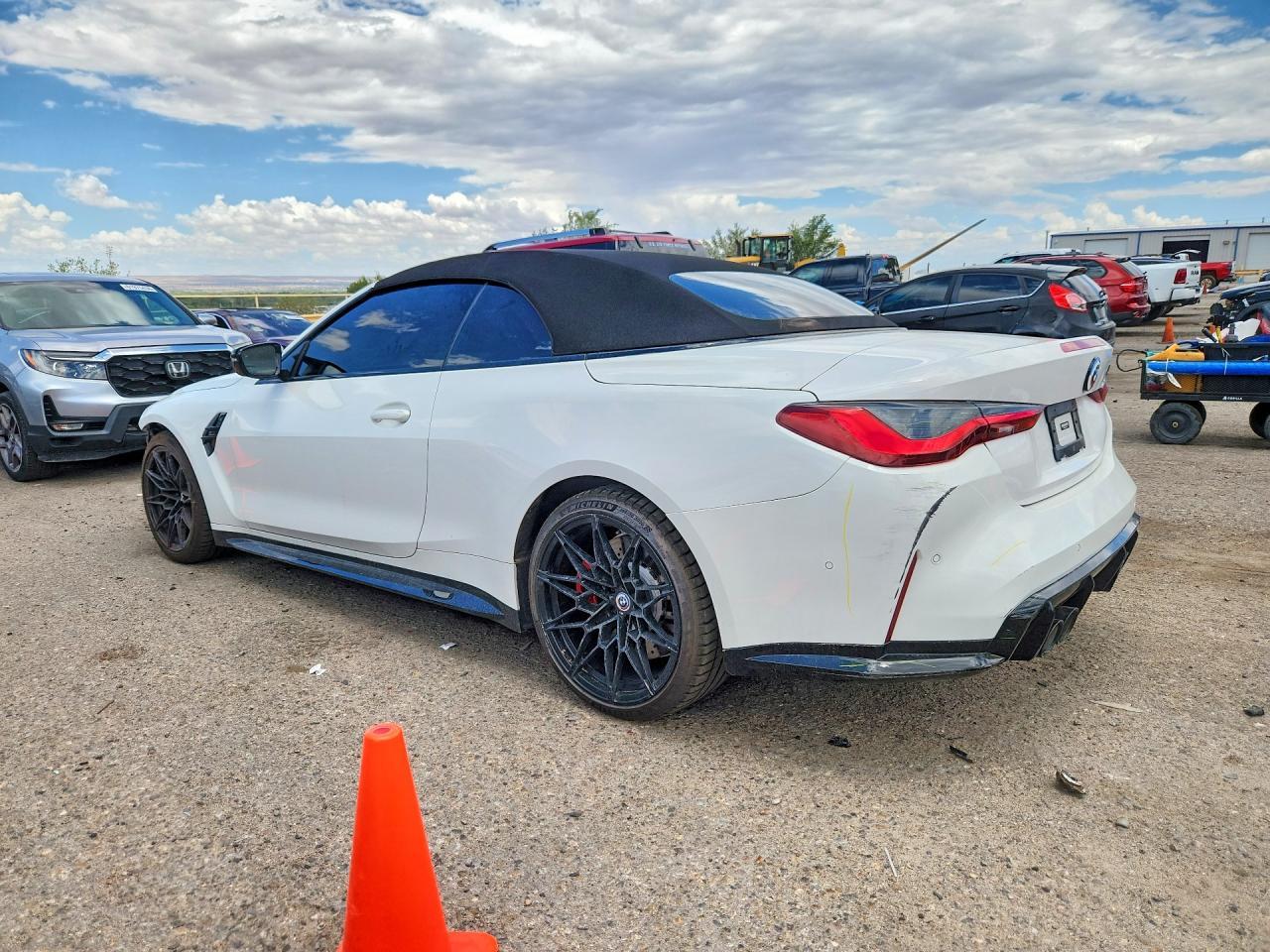 2022 BMW M4 Competition - Фото 2
