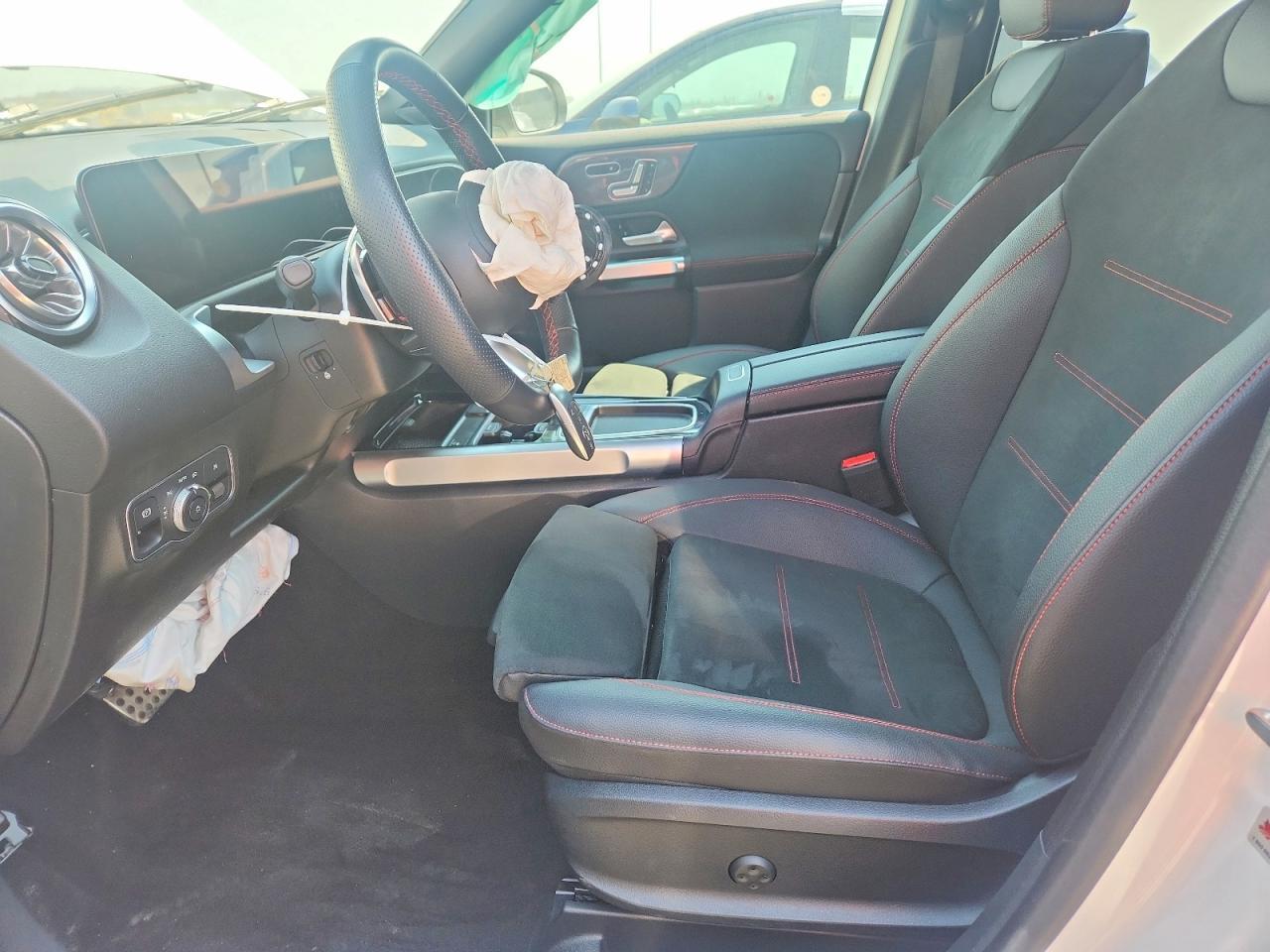 2025 Mercedes-Benz Glb 250 4Matic - Фото 7