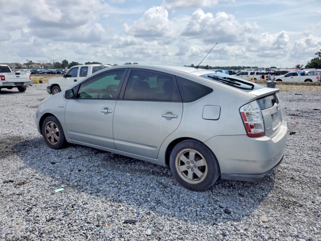 2008 Toyota Prius Base - Фото 2