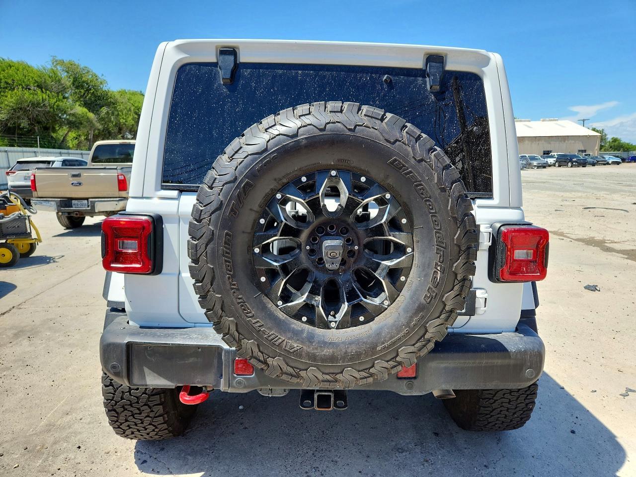 2025 Jeep Wrangler Rubicon - Фото 6