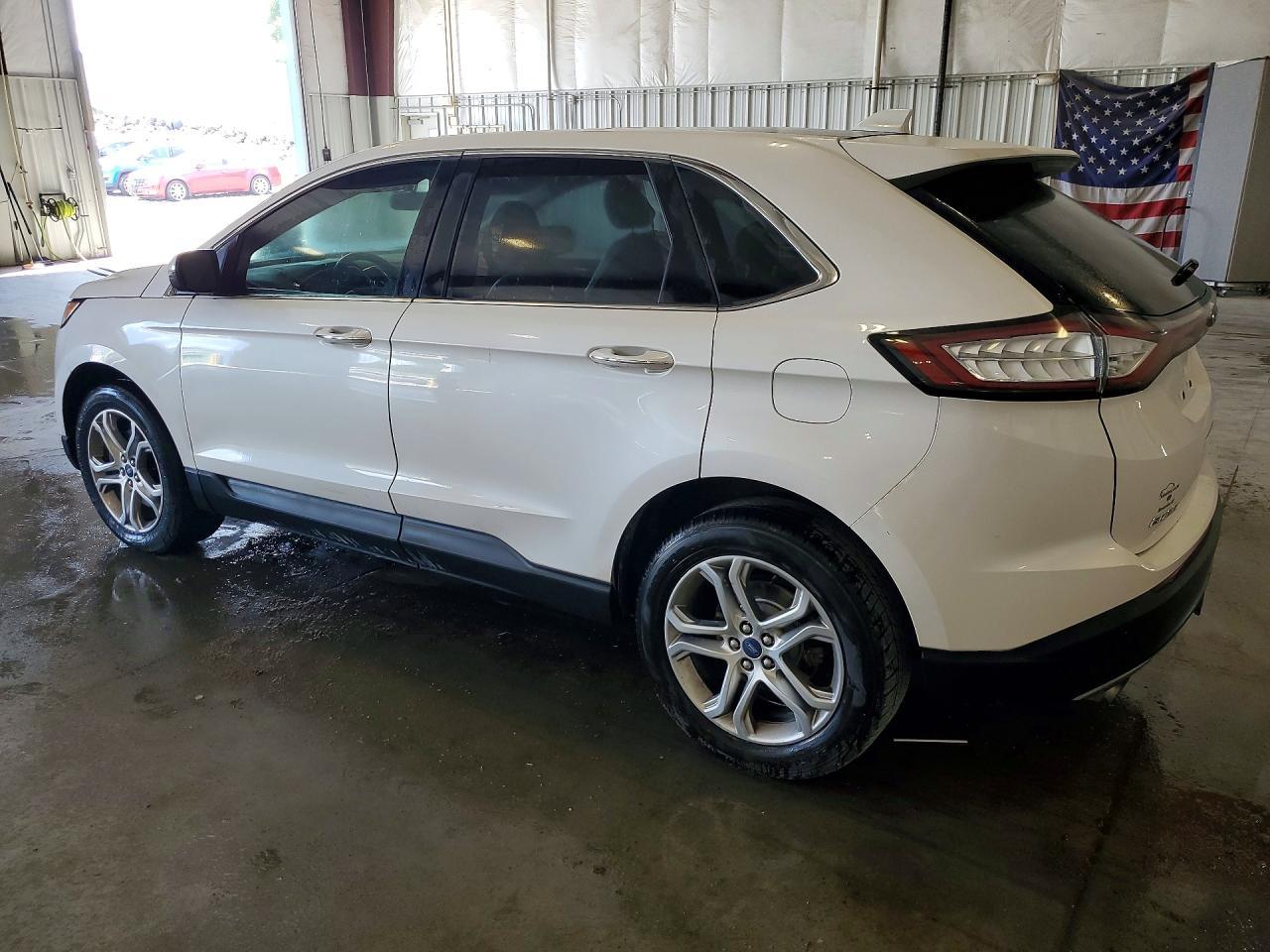2017 Ford Edge Titanium - Image 2