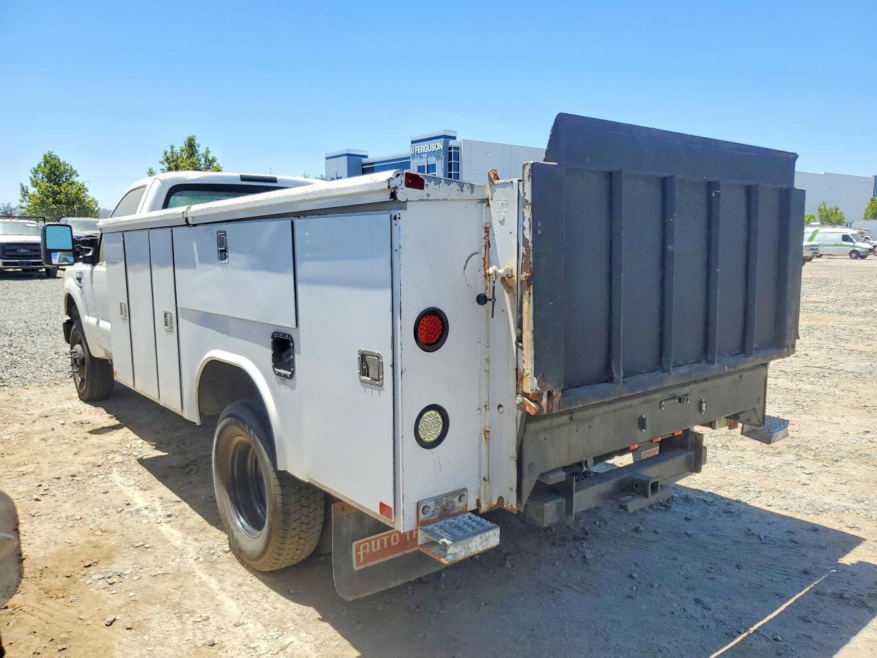 2008 Ford F350 Super Duty - Фото 2
