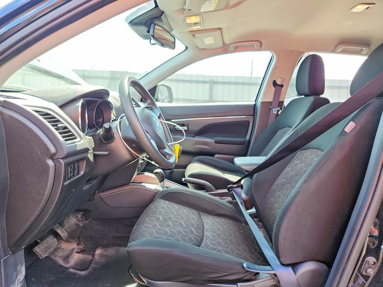 2024 Mitsubishi Outlander Sport S/Se - Image 7