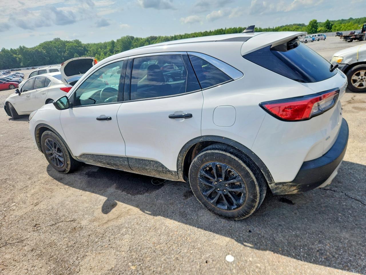 2022 Ford Escape Se - Image 2