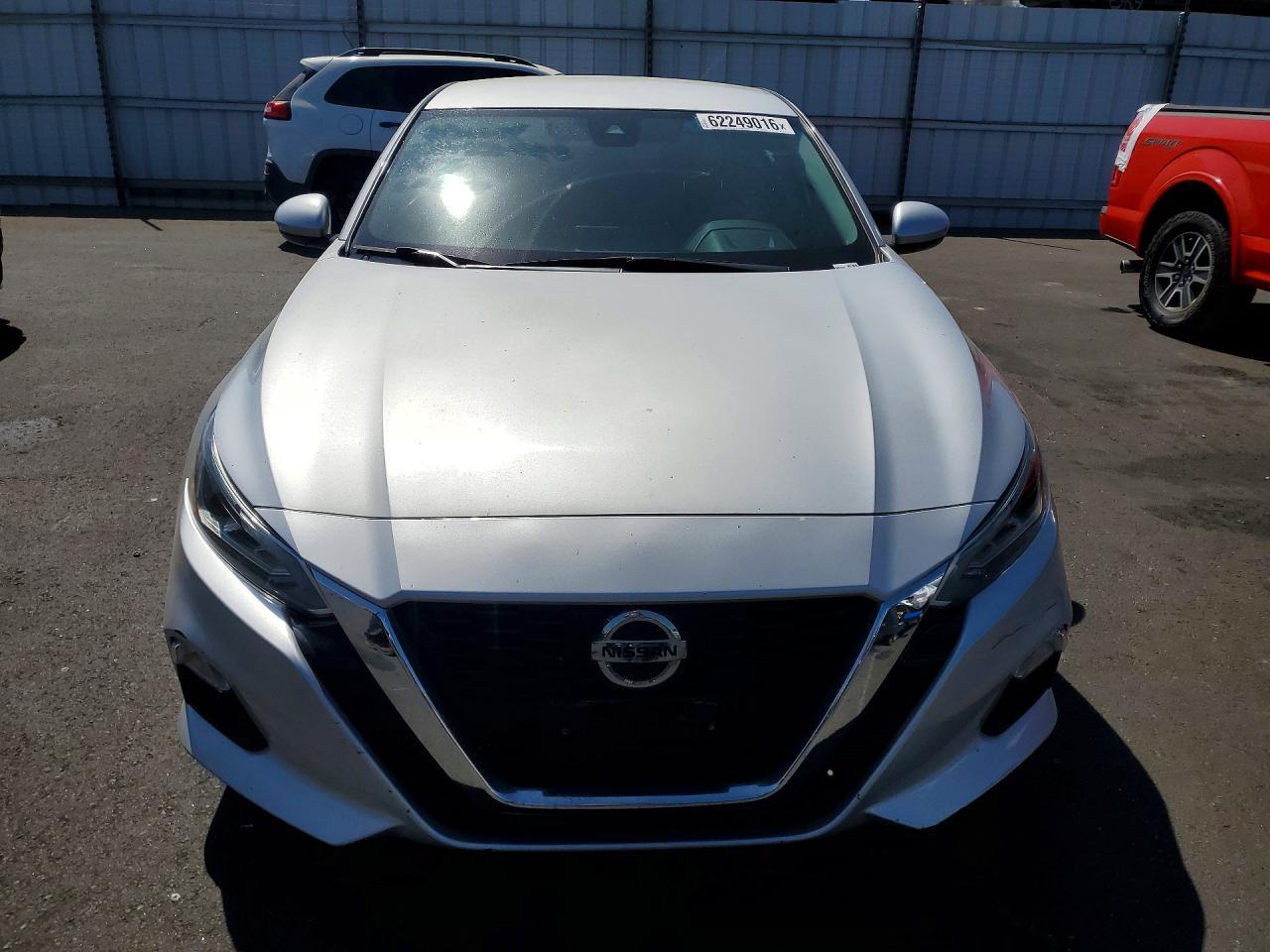 2025 Nissan Altima Sv - Image 5