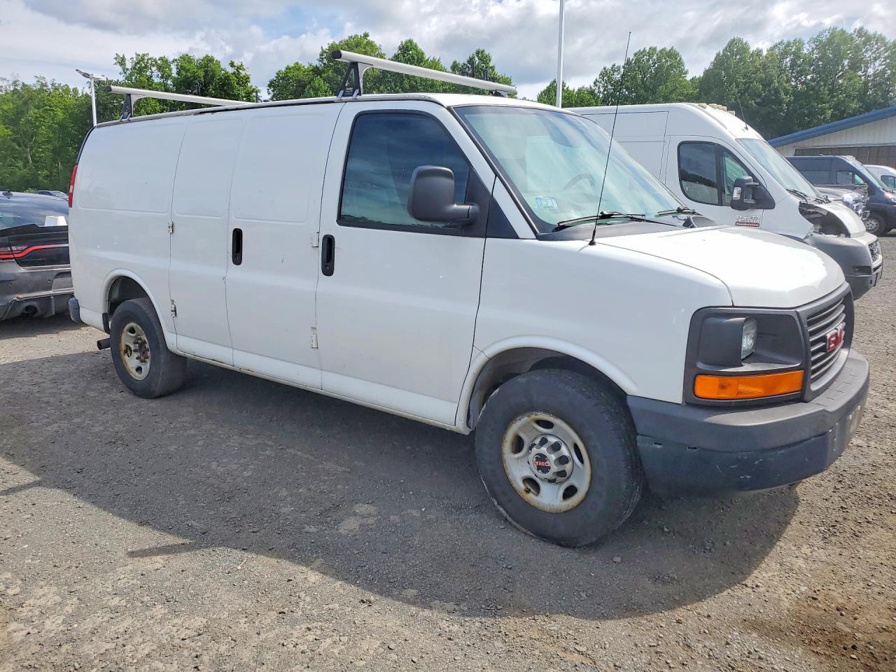 2014 GMC Savana G2500 - Фото 4