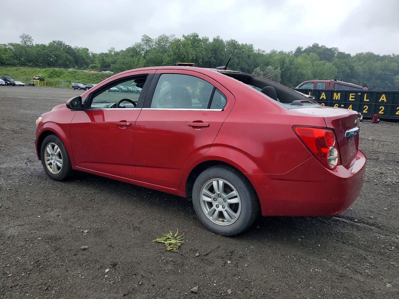 2013 Chevrolet Sonic Lt - Фото 2