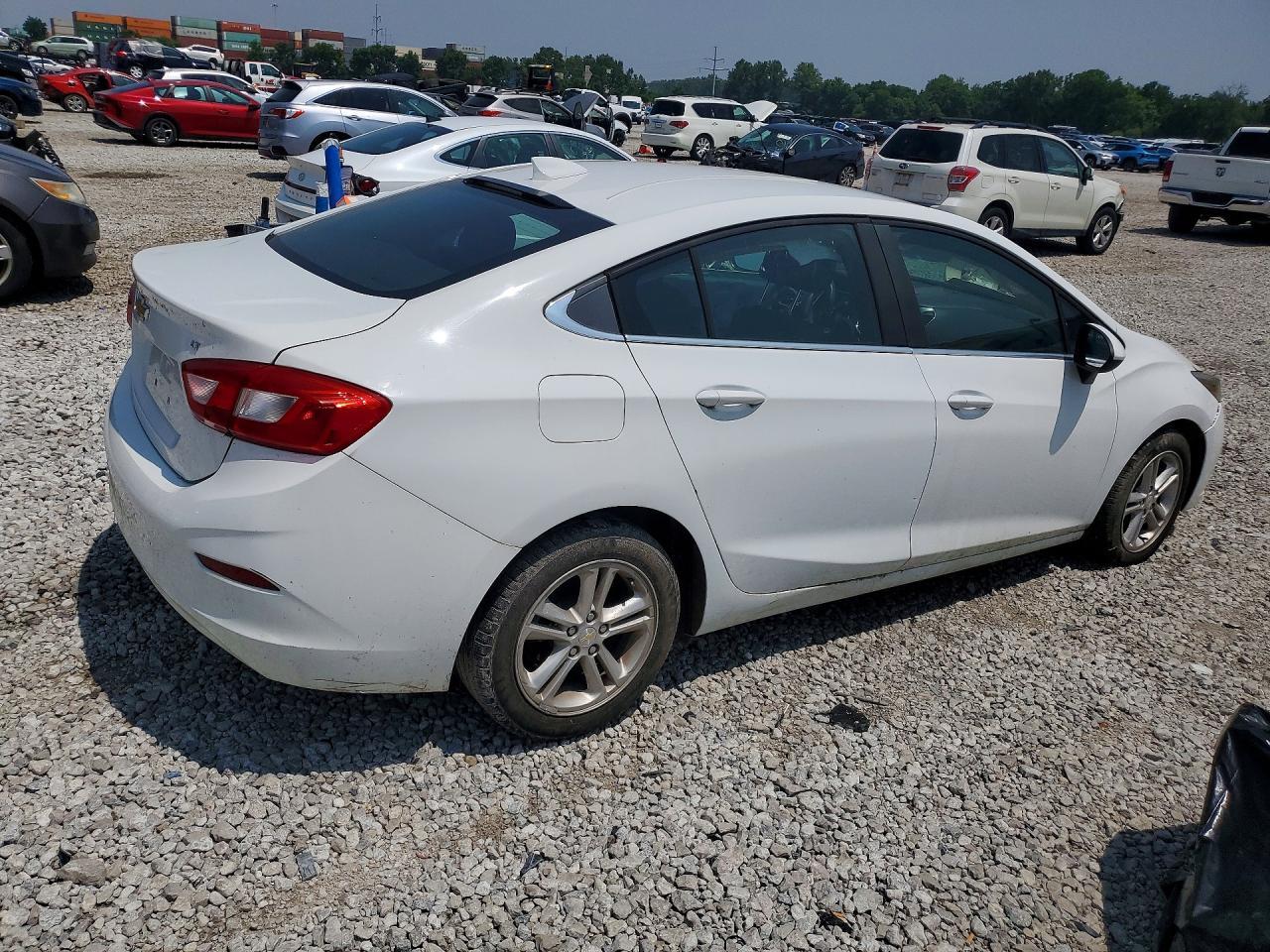 2016 Chevrolet Cruze Lt - Фото 3
