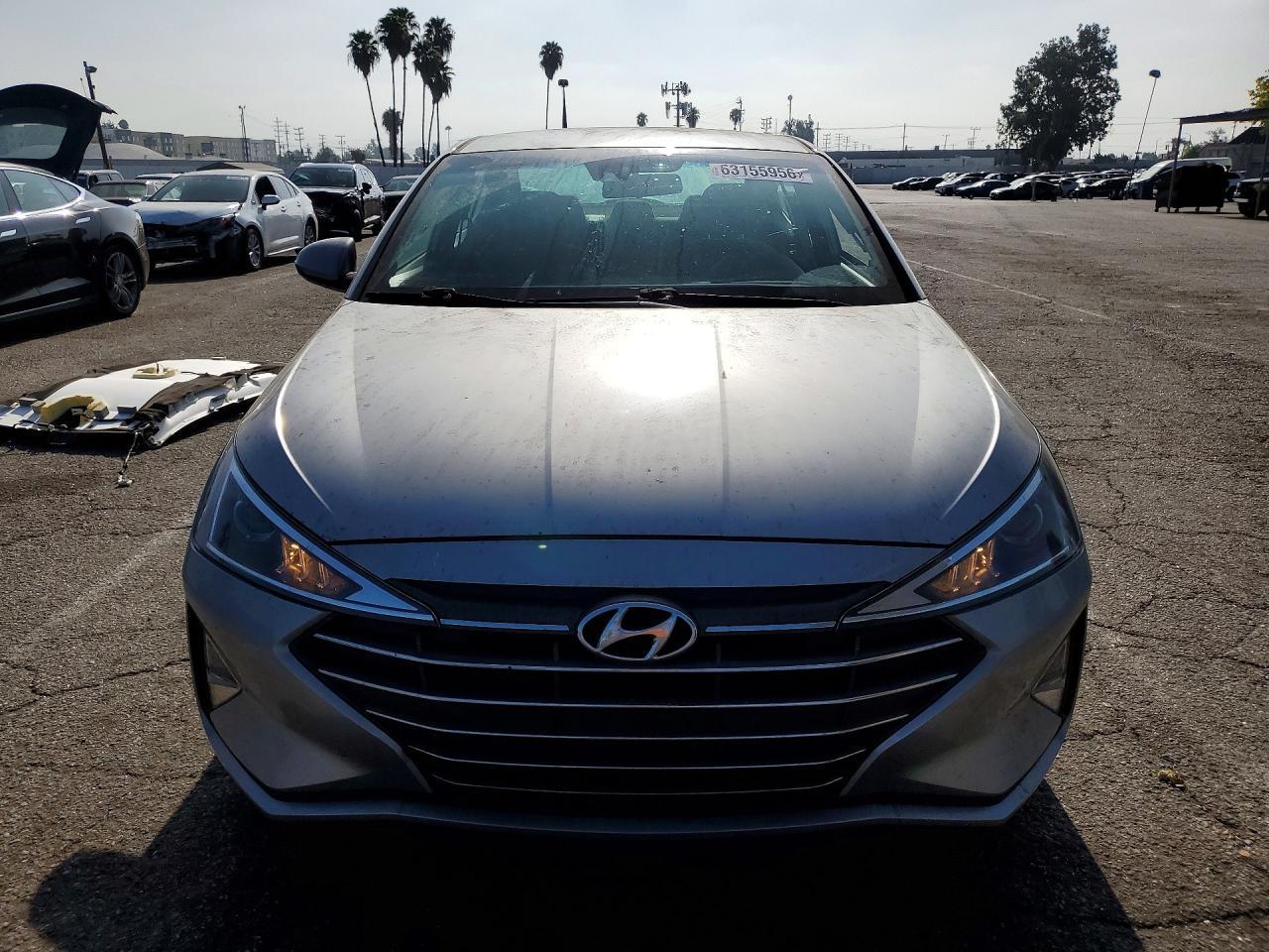 2020 Hyundai Elantra Sel - Фото 5