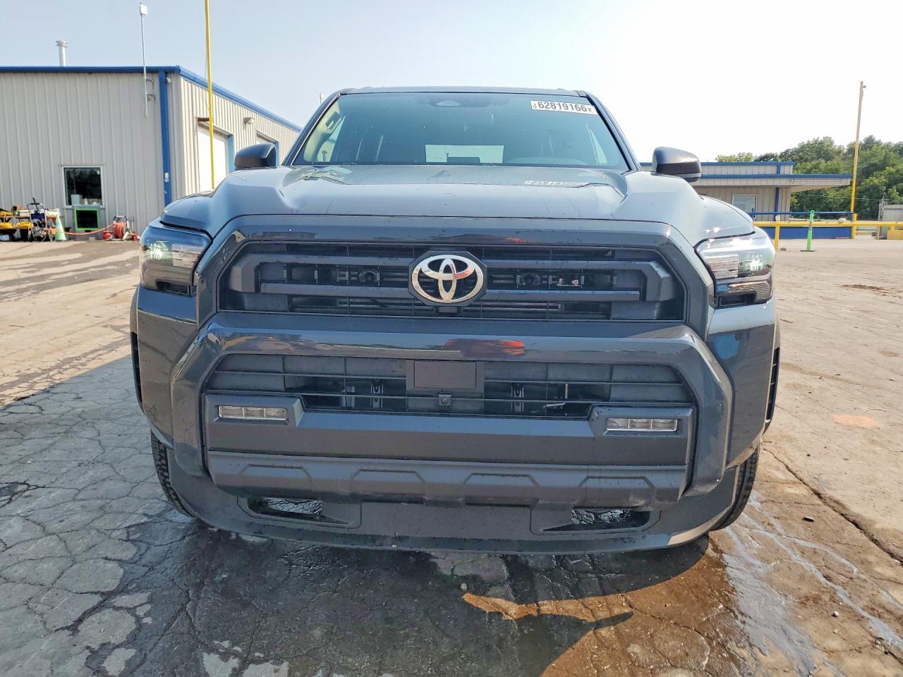 2026 Toyota 4Runner Sr5 - Image 5